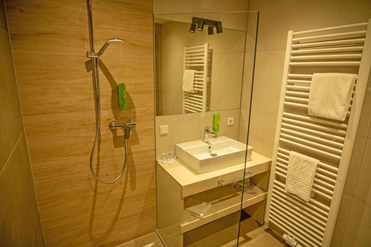 Guesthouse Felsenland Дан Екстериор снимка